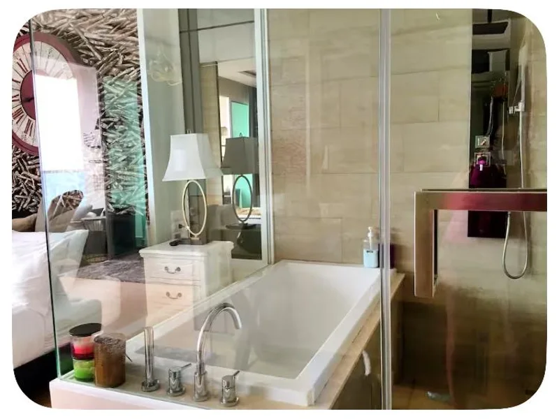 1-bedroom condo for rent at Cetus Beachfront Condominium, floor 17 photo