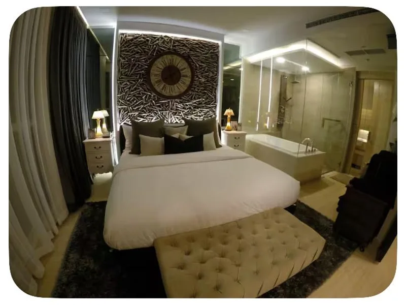 1-bedroom condo for rent at Cetus Beachfront Condominium, floor 17 photo