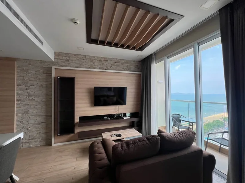 Bedrooms: 1 · Cetus Beachfront Condominium · #126 — 40.5 m², Floor 27 photo