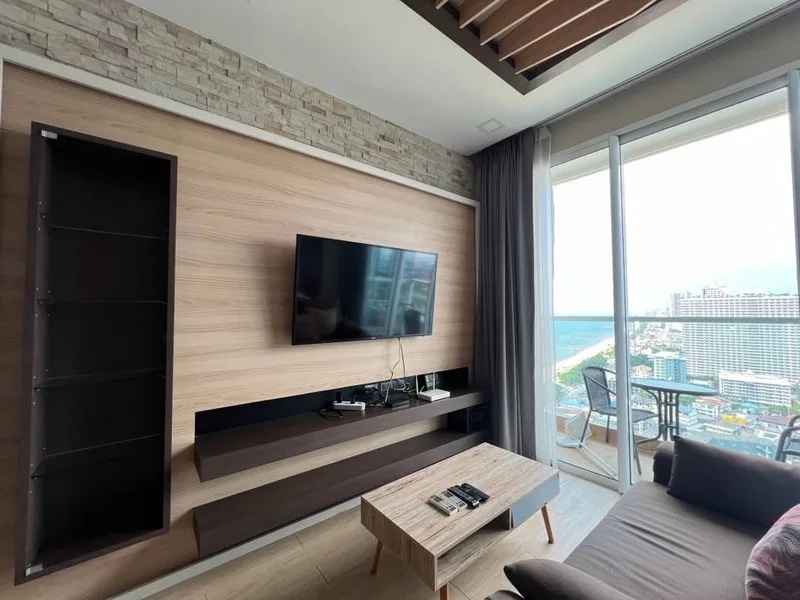 Bedrooms: 1 · Cetus Beachfront Condominium · #126 — 40.5 m², Floor 27 photo