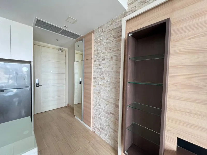 Bedrooms: 1 · Cetus Beachfront Condominium · #126 — 40.5 m², Floor 27 photo