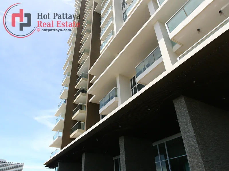 Bedrooms: 1 · Cetus Beachfront Condominium · #167 — 40 m², Floor 8 photo