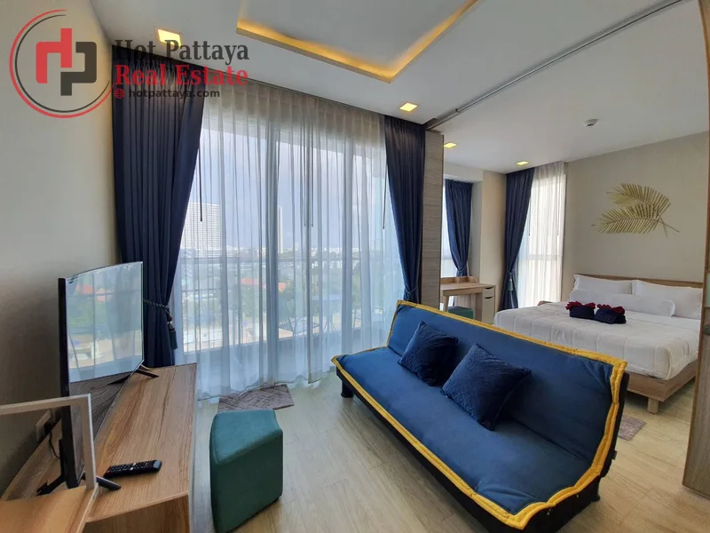Bedrooms: 1 · Cetus Beachfront Condominium · #167 — 40 m², Floor 8 photo