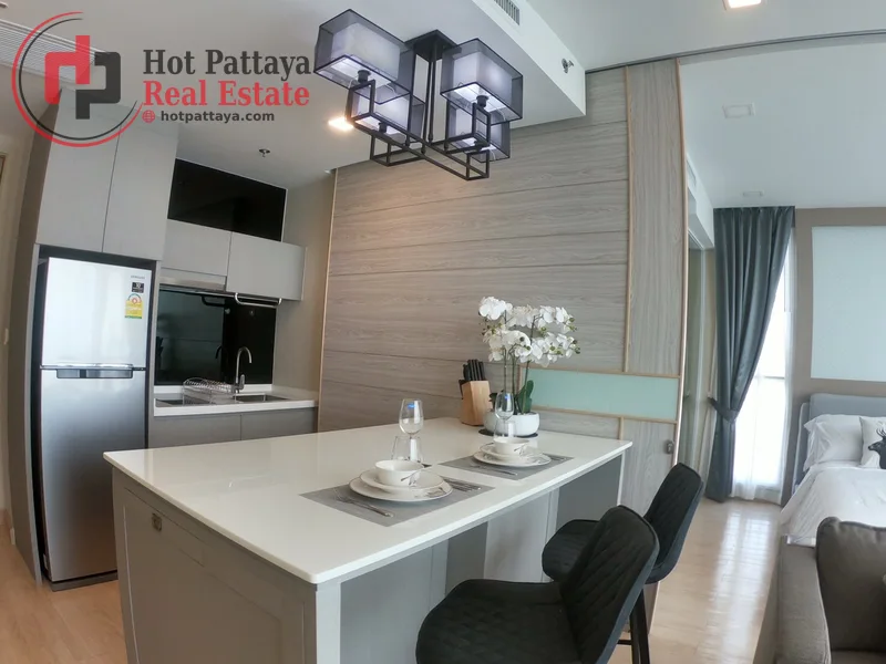 Bedrooms: 1 · Cetus Beachfront Condominium · #180 — 40.5 m², Floor 24 photo