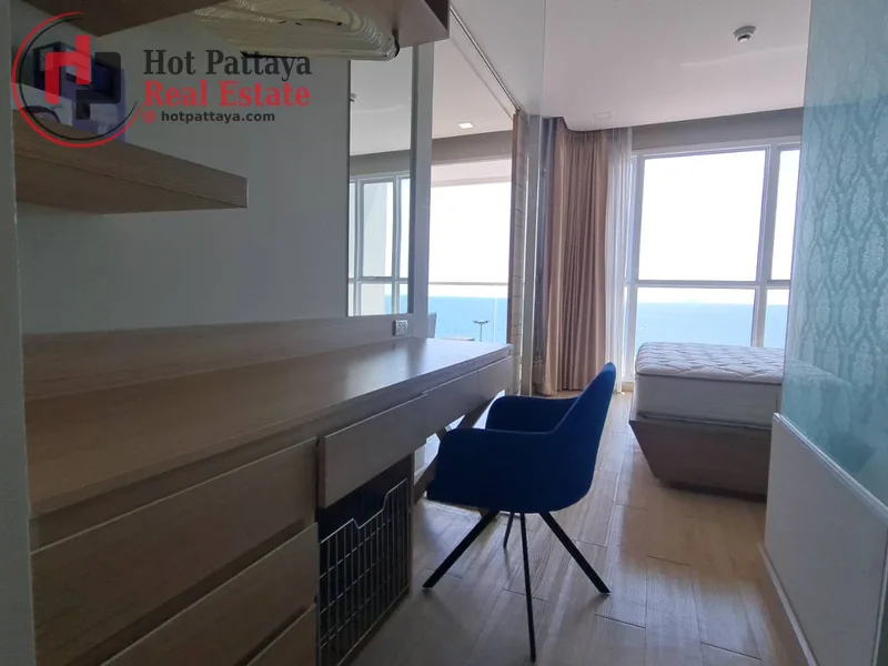 Bedrooms: 1 · Cetus Beachfront Condominium · #170 — 55 m², Floor 8 photo