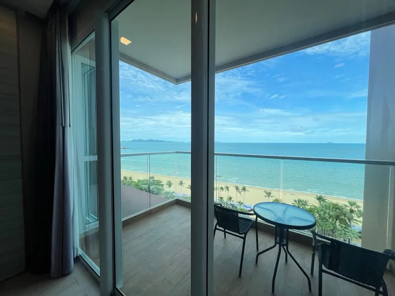 Bedrooms: 1 · Cetus Beachfront Condominium — 55 m², Floor 13, THB 7,000,000 photo