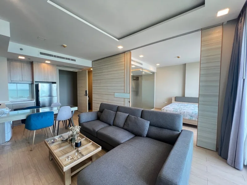 Bedrooms: 1 · Cetus Beachfront Condominium · #121 — 55 m², Floor 13 photo