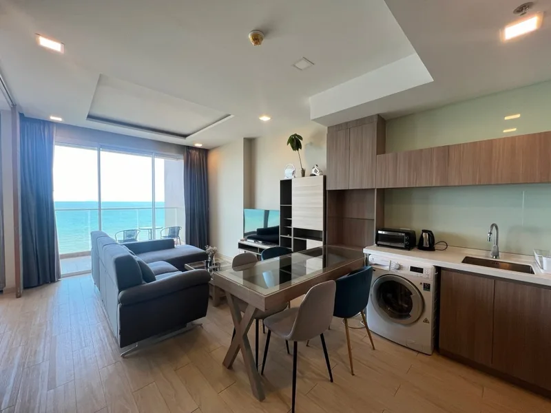Bedrooms: 1 · Cetus Beachfront Condominium · #121 — 55 m², Floor 13 photo