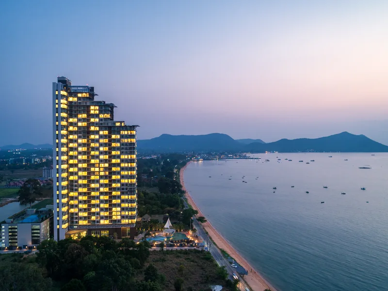 3-bedroom condo for rent at Del Mare, floor 17 photo