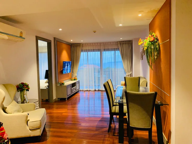 Bedrooms: 2 · The Senate 1 — 81 m², Floor 5, THB 7,400,000 photo