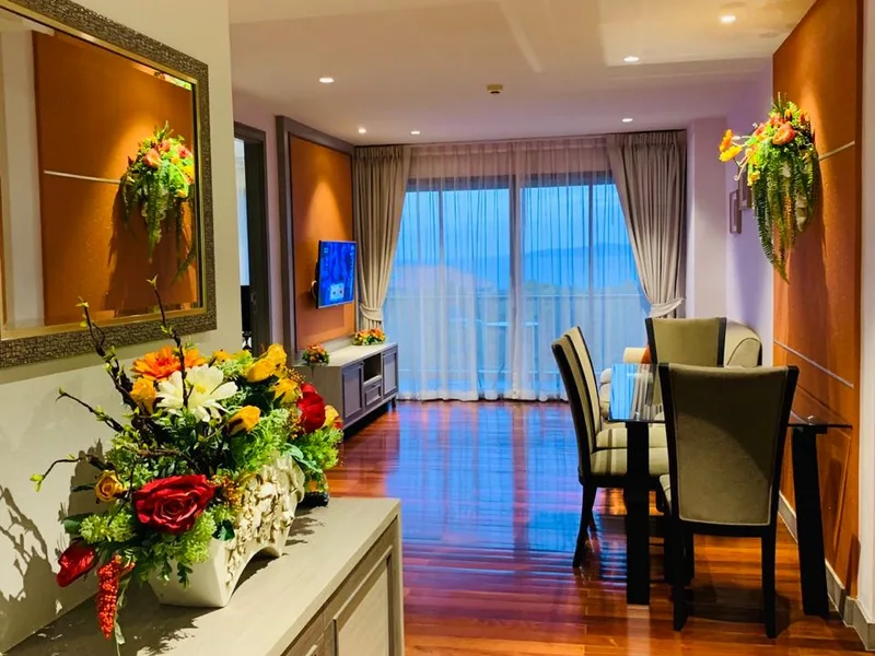 Bedrooms: 2 · The Senate 1 · #142 — 81 m², Floor 5 photo
