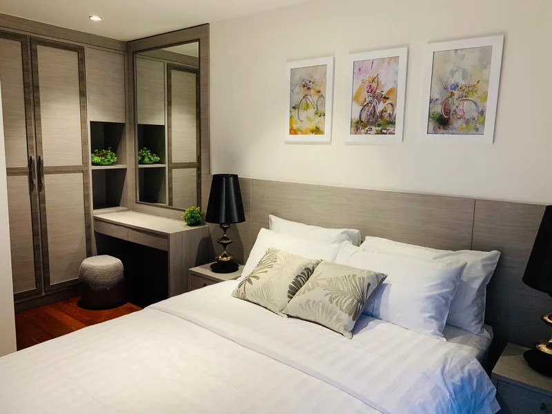 Bedrooms: 2 · The Senate 1 · #142 — 81 m², Floor 5 photo