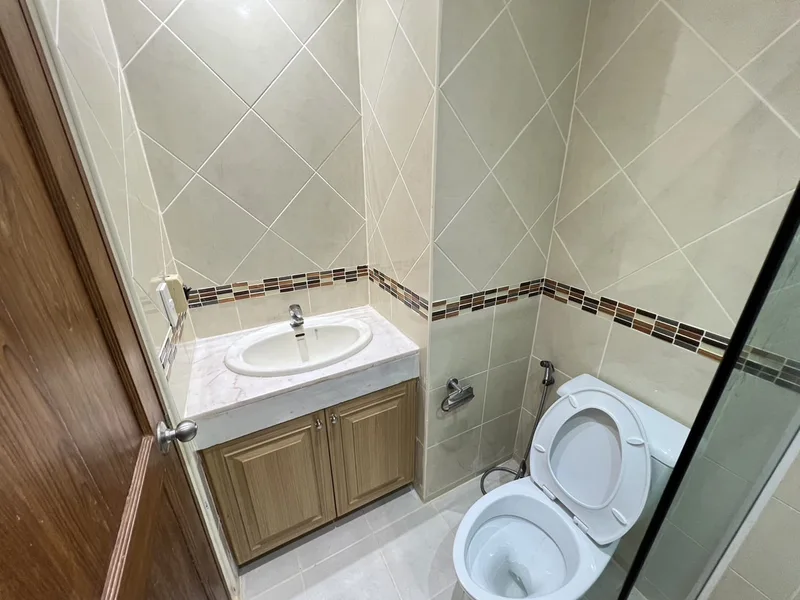 1-bedroom condo for rent at Baan Suan Lalana Condo, floor 1 photo