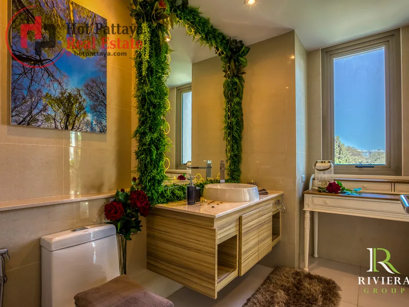 Bedrooms: 1 · The Riviera Wongamat · #221 — 51 m², Floor 5 photo
