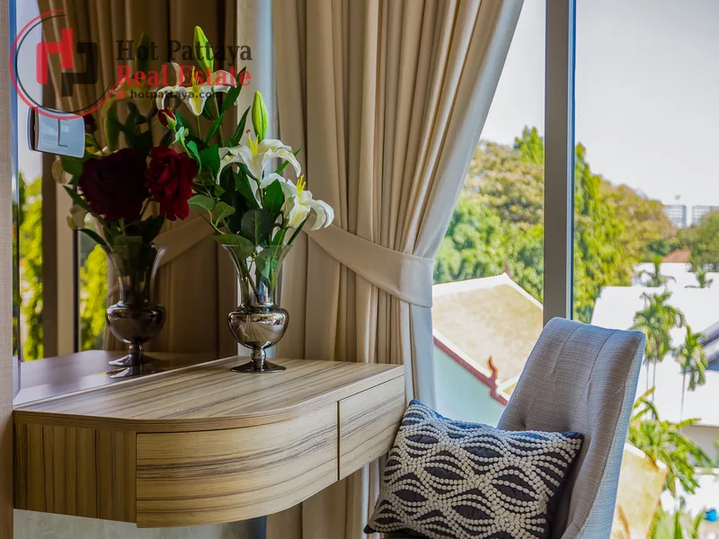 Bedrooms: 1 · The Riviera Wongamat · #221 — 51 m², Floor 5 photo