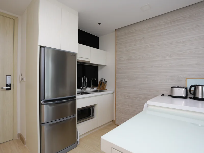 1-bedroom condo for rent at Cetus Beachfront Condominium, floor 13 photo