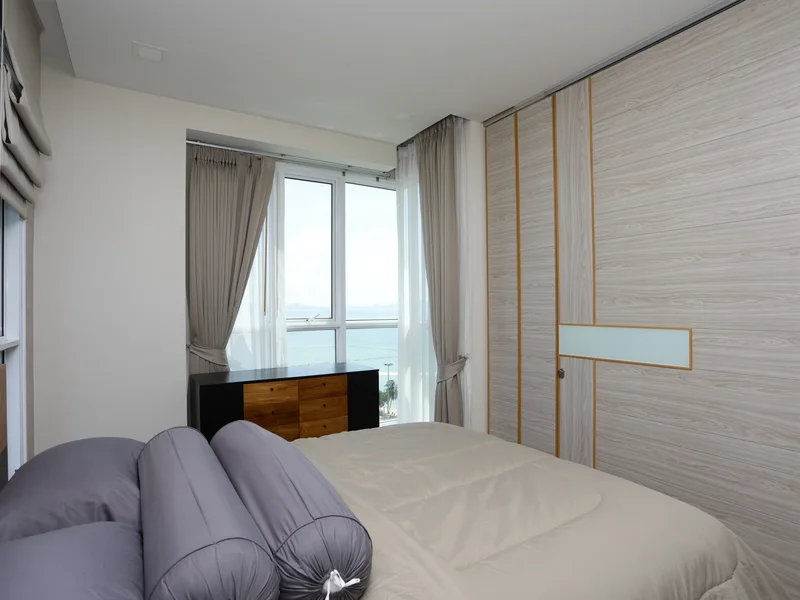 1-bedroom condo for rent at Cetus Beachfront Condominium, floor 13 photo