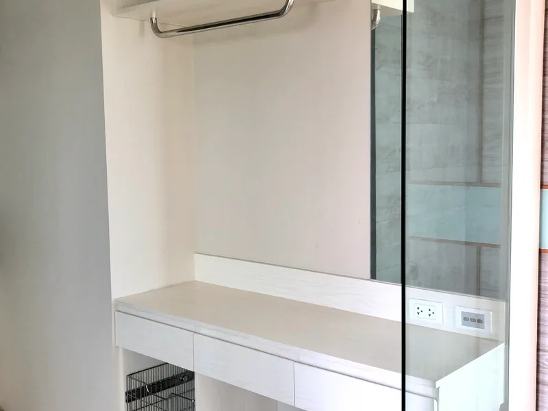 Bedrooms: 1 · Cetus Beachfront Condominium · #154 — 40.5 m², Floor 31 photo