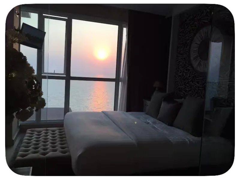 Bedrooms: 1 · Cetus Beachfront Condominium · #124 — 55 m², Floor 17 photo