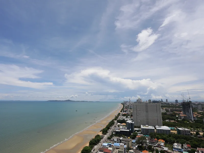 1-bedroom condo for rent at Cetus Beachfront Condominium, floor 36 photo