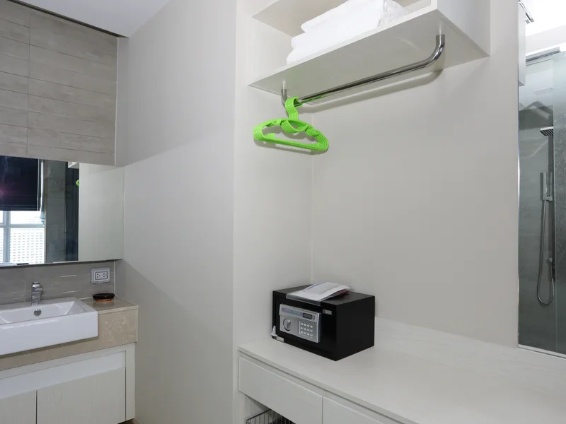 1-bedroom condo for rent at Cetus Beachfront Condominium, floor 36 photo