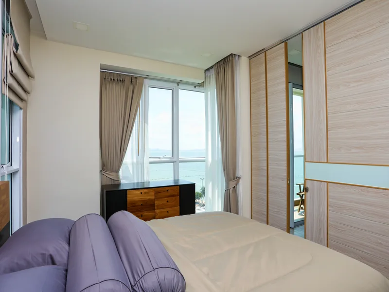 Bedrooms: 1 · Cetus Beachfront Condominium · #120 — 40.5 m², Floor 13 photo