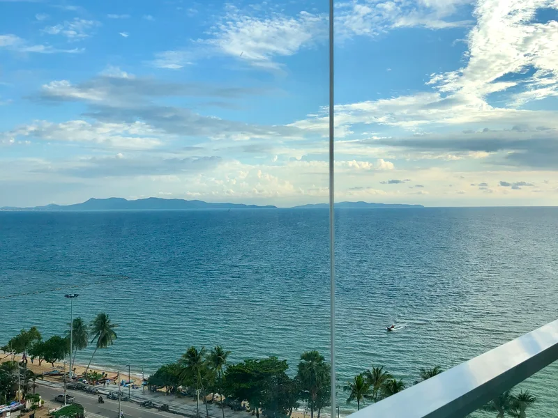 Bedrooms: 1 · Cetus Beachfront Condominium · #120 — 40.5 m², Floor 13 photo