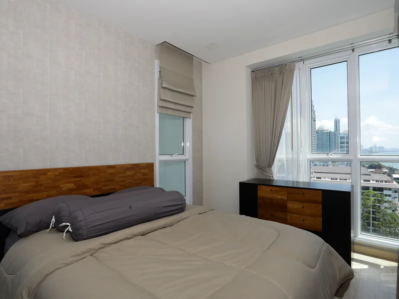Bedrooms: 1 · Cetus Beachfront Condominium · #120 — 40.5 m², Floor 13 photo