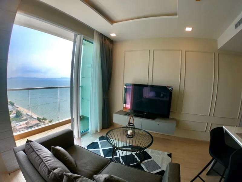 Bedrooms: 1 · Cetus Beachfront Condominium · #125 — 40.5 m², Floor 24 photo