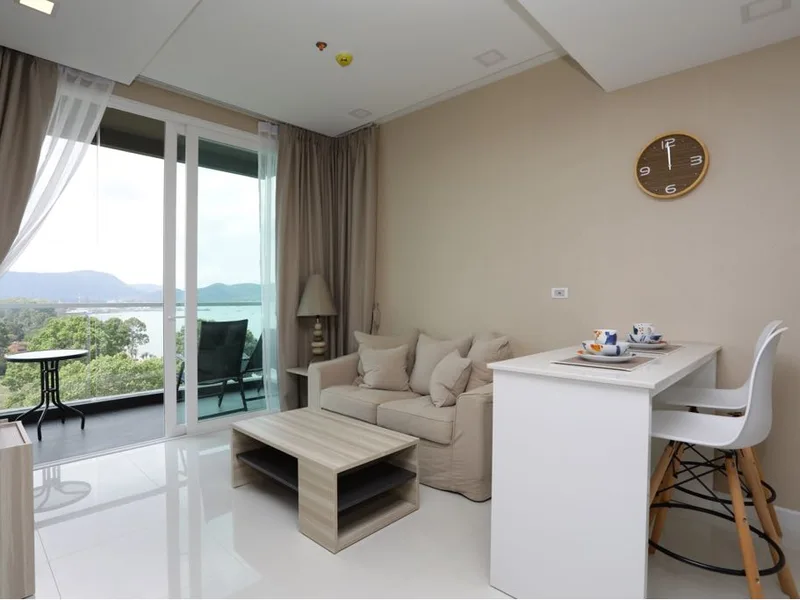 Bedrooms: 1 · Del Mare · #133 — 41.6 m², Floor 10 photo