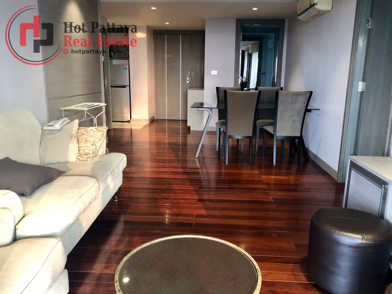 Bedrooms: 2 · The Senate 1 — 81 m², Floor 5, THB 27,000 per month photo