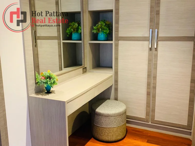 Bedrooms: 2 · The Senate 1 · #223 — 81 m², Floor 5 photo