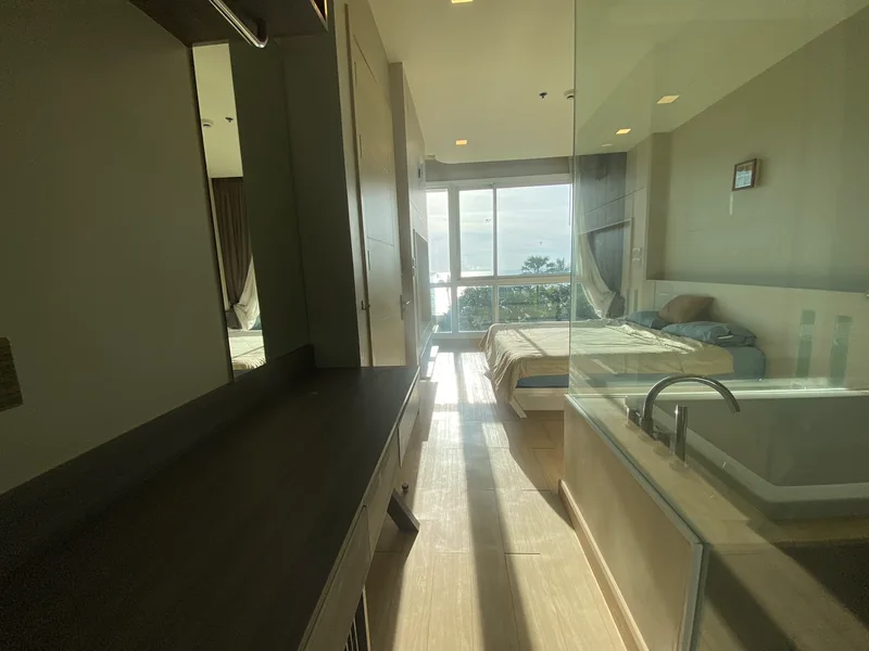 2-bedroom condo for rent at Cetus Beachfront Condominium, floor 5 photo