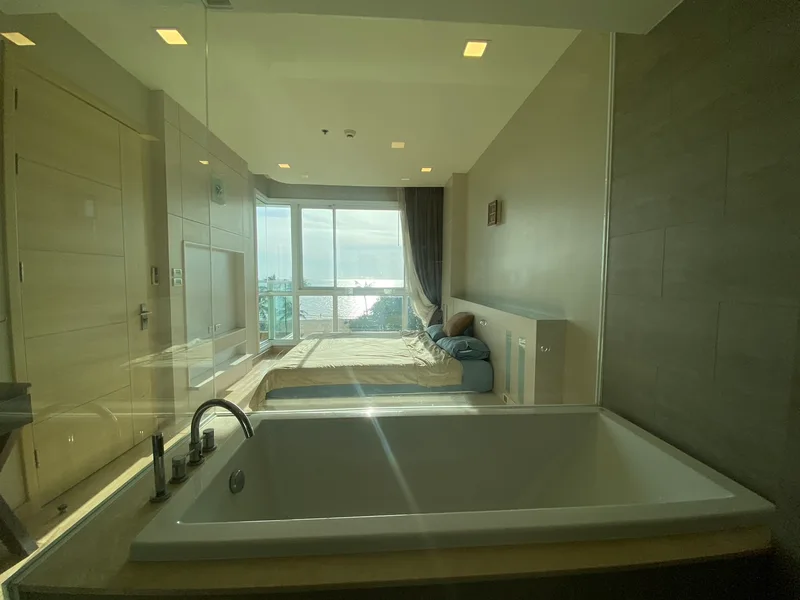 2-bedroom condo for rent at Cetus Beachfront Condominium, floor 5 photo