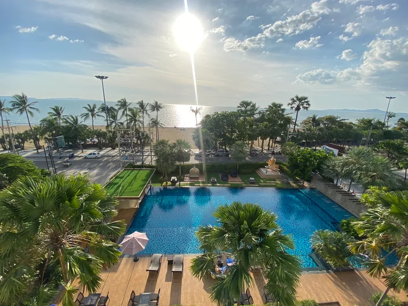 2-bedroom condo for rent at Cetus Beachfront Condominium, floor 5 photo