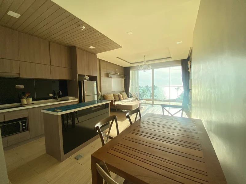 2-bedroom condo for rent at Cetus Beachfront Condominium, floor 5 photo