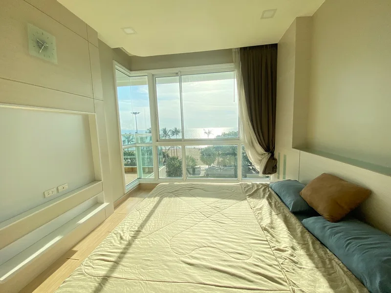 2-bedroom condo for rent at Cetus Beachfront Condominium, floor 5 photo