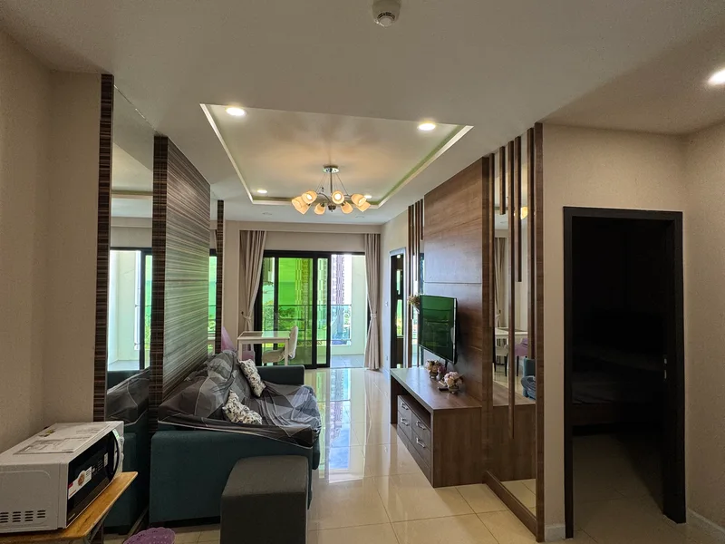 Bedrooms: 2 · Dusit Grand Condo View · #225 — 52.7 m², Floor 12 photo