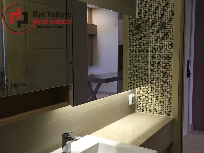 Bedrooms: 1 · Cetus Beachfront Condominium · #195 — 55 m², Floor 34 photo