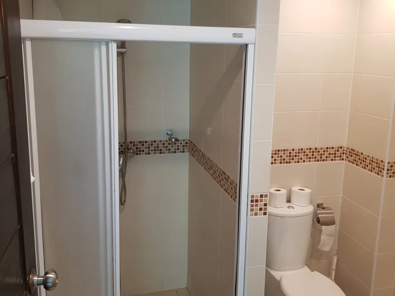 1-bedroom condo for rent at Wongamat Privacy Condominium, floor 4 photo