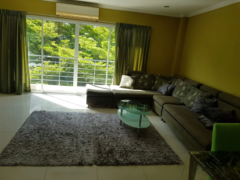 1-bedroom condo for rent at Wongamat Privacy Condominium, floor 4 photo